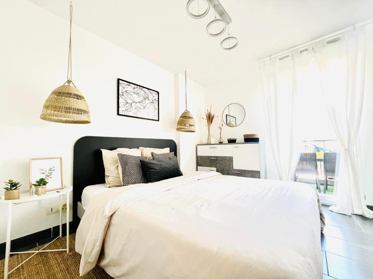Les Jardins Des Senteurs - Appartement Prive Avec Piscine Et Parking 格拉斯 外观 照片